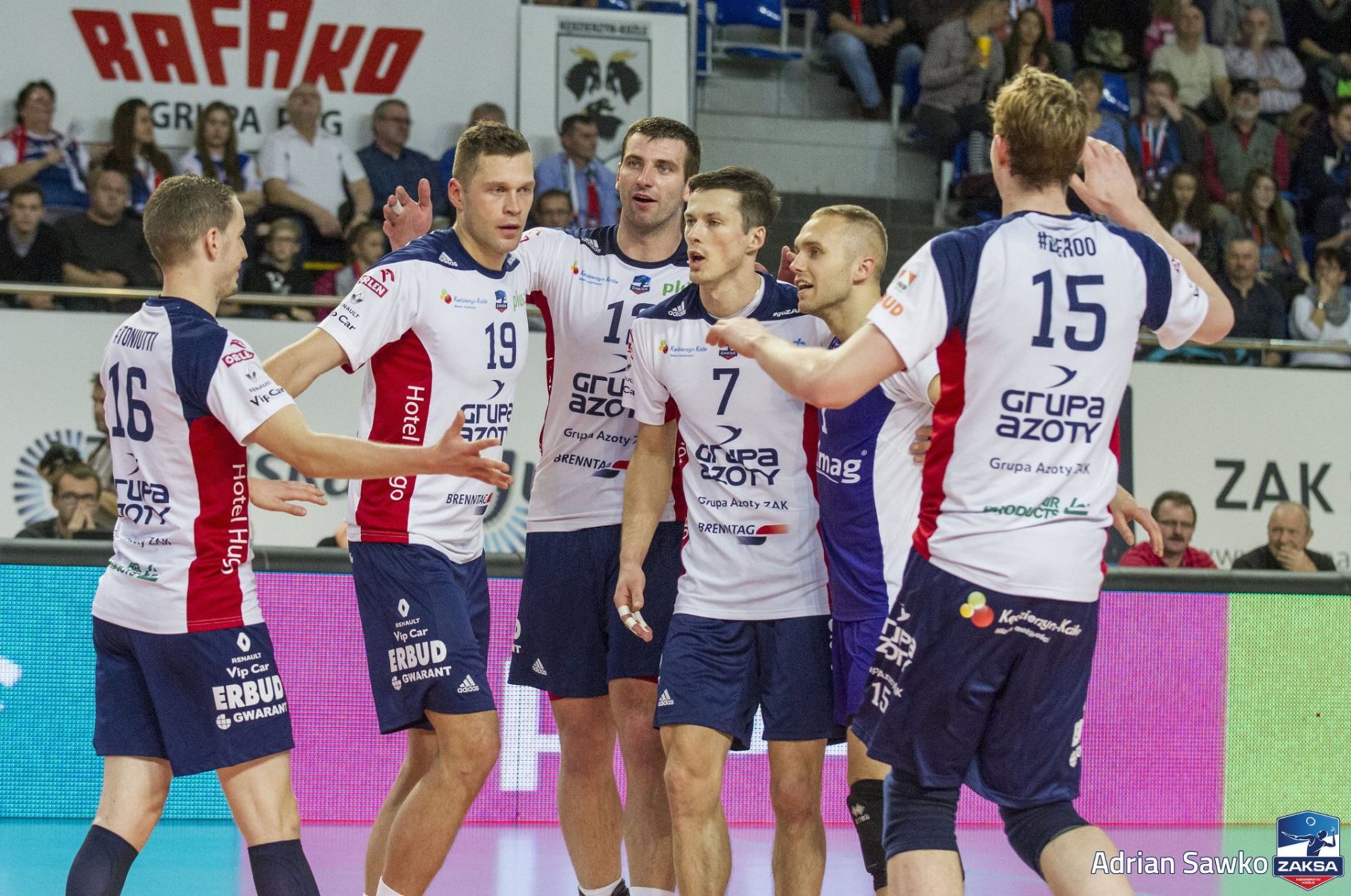 ZAKSA Kędzierzyn – Koźle zdobywa jeden punkt z wicemistrzem Polski.