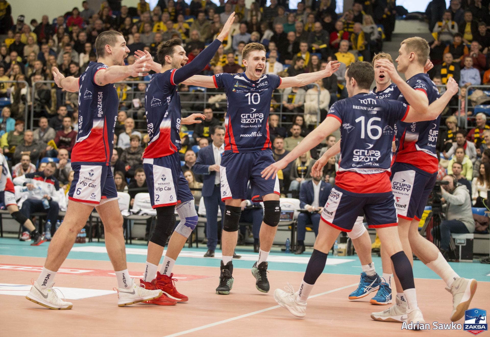 Podział punktów w hicie kolejki, ZAKSA wciąż liderem