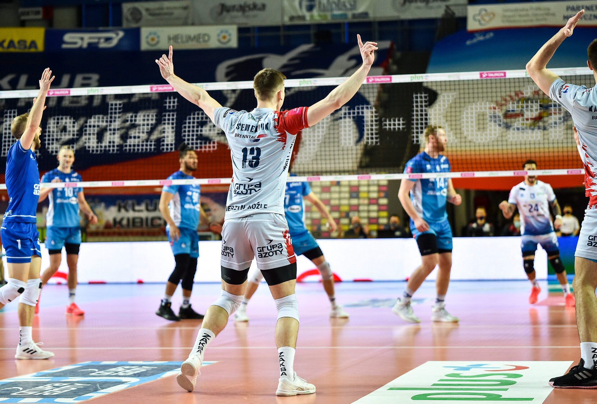ZAKSA w półfinale PlusLigi, Ślepsk Suwałki ponownie pokonany